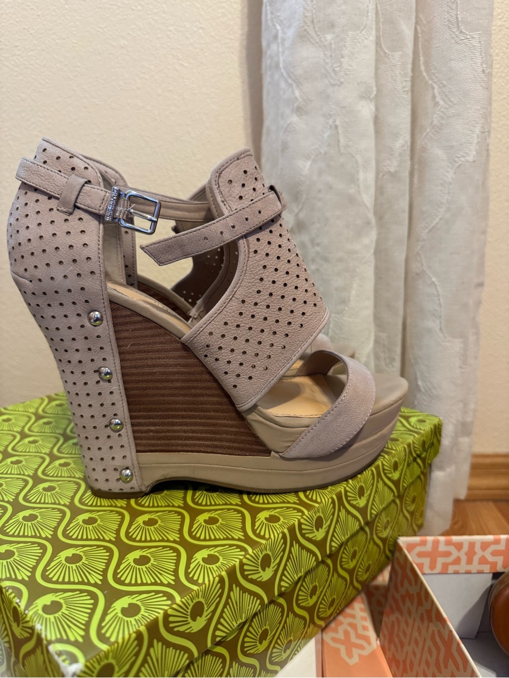 Gianni Bini Women's Taupe Suede Wedge Sandals - Comfort Heel